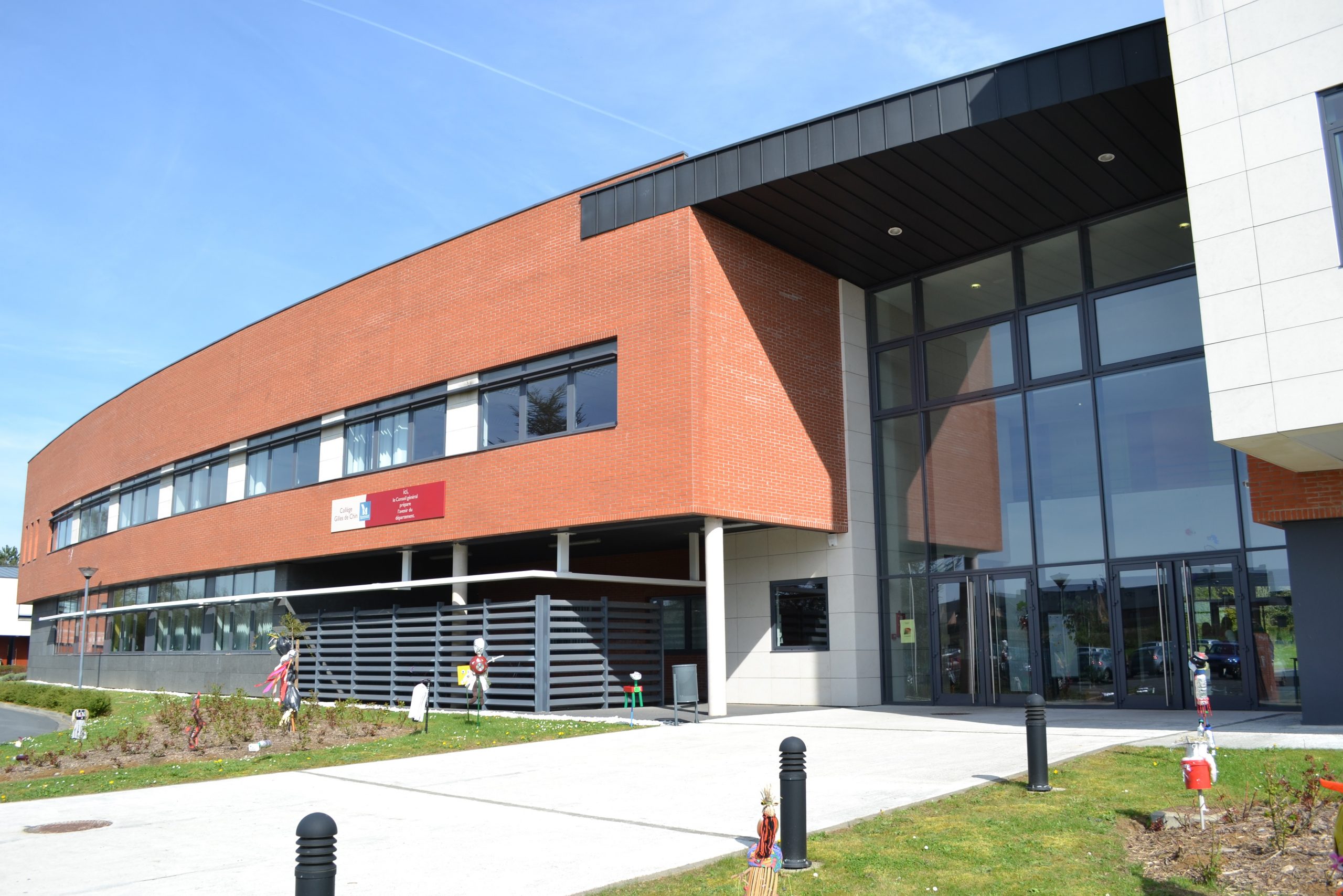 Eps collège gilles de chin